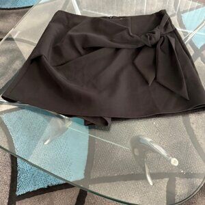 Zara Bow Skort Size M